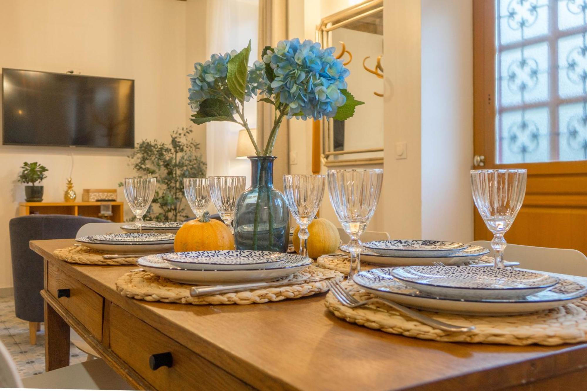 Domaine De Charme Au Coeur D'Orleans Classe 3 Etoiles - Bords De Loire - 21 Couchages Avec Parkings Prives المظهر الخارجي الصورة