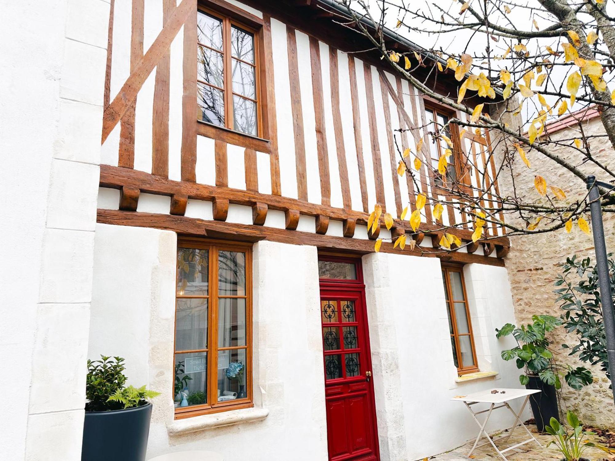 Domaine De Charme Au Coeur D'Orleans Classe 3 Etoiles - Bords De Loire - 21 Couchages Avec Parkings Prives المظهر الخارجي الصورة
